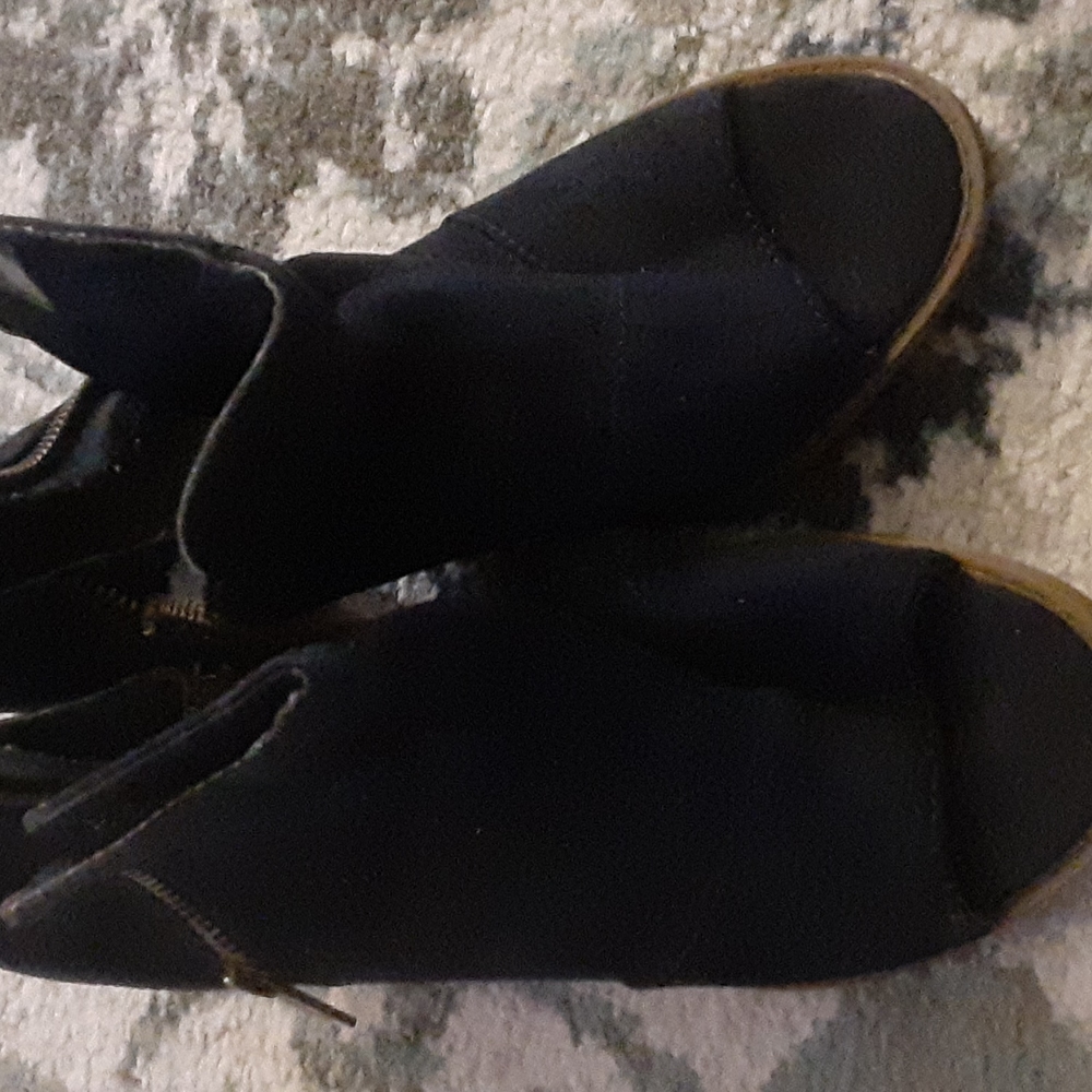 Women shoes Mari A